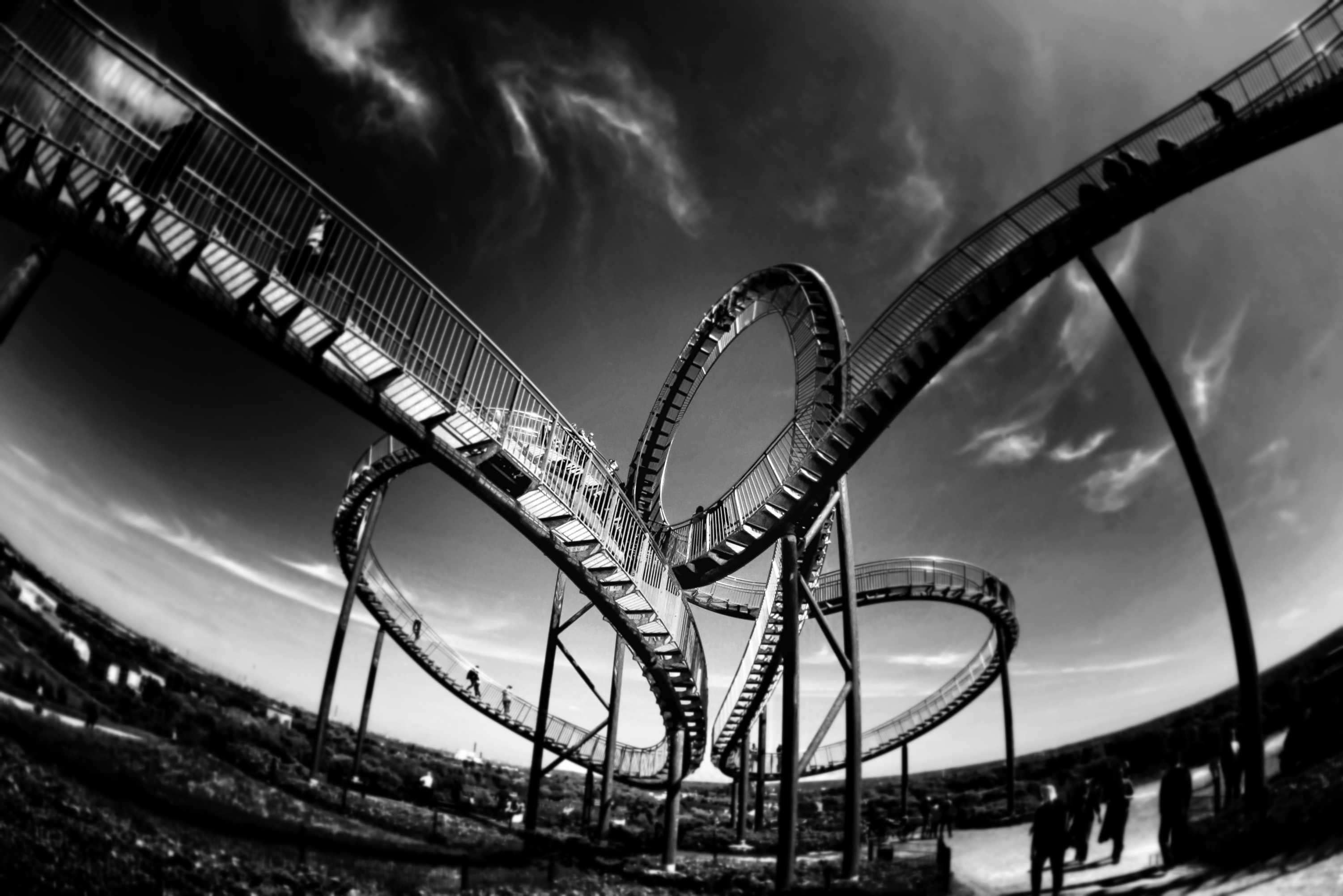 Roller Coaster - Unsplash (1)