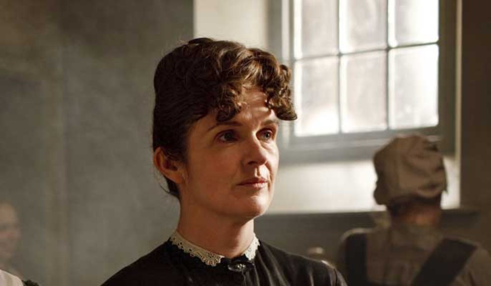 revealed-why-downton-abbey-s-evil-maid-o-brien-has-quit-the-312827_w1000
